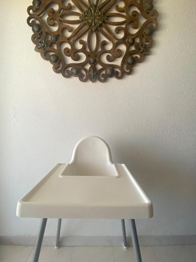 גרוצ'ה Apartamento Andalucia - Sea View, Beach, Marina, Lift & Free Parking מראה חיצוני תמונה