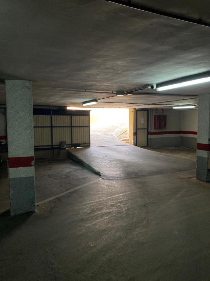 גרוצ'ה Apartamento Andalucia - Sea View, Beach, Marina, Lift & Free Parking מראה חיצוני תמונה