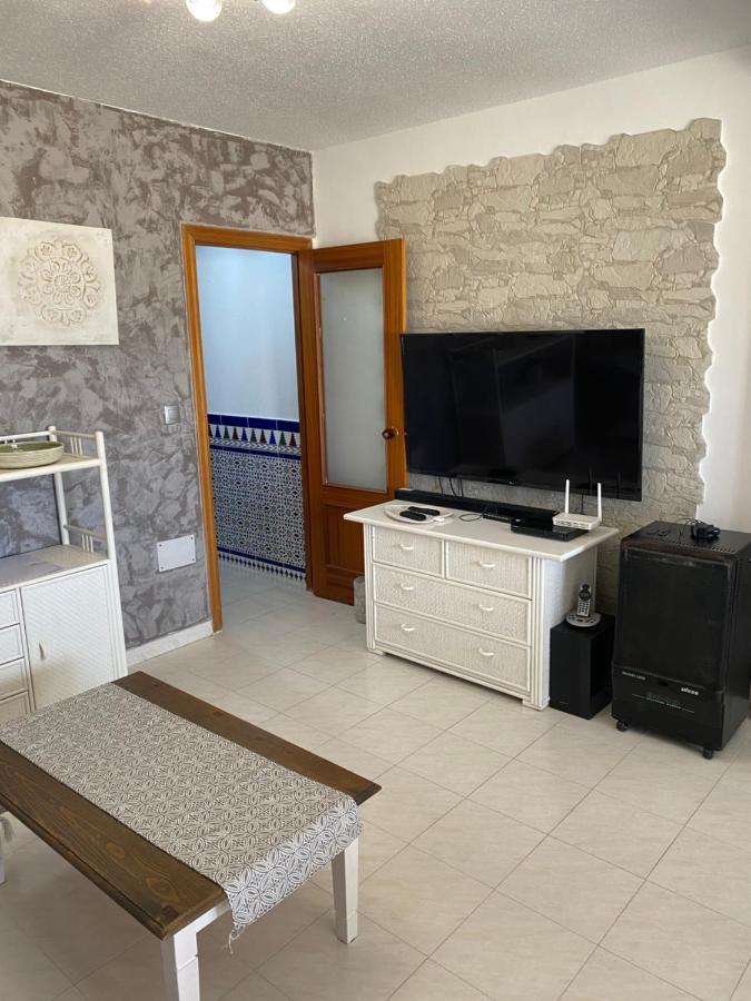 גרוצ'ה Apartamento Andalucia - Sea View, Beach, Marina, Lift & Free Parking מראה חיצוני תמונה